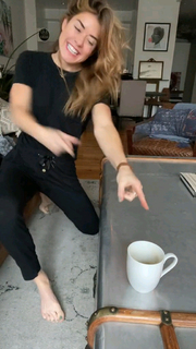 Manon Mathews feet photo 8