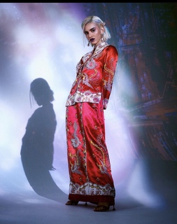 Manu Gavassi feet photo thumbnail