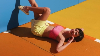 Manu Gavassi feet photo thumbnail