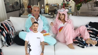 Manu Gavassi feet photo thumbnail