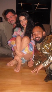 Manu Gavassi feet photo thumbnail