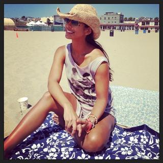 Manuela Arbeláez feet photo thumbnail