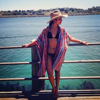 Manuela Arbeláez feet photo thumbnail