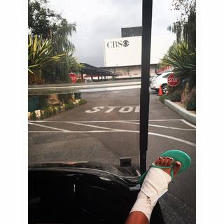 Manuela Arbeláez feet photo thumbnail