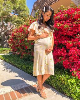 Manuela Arbeláez feet photo thumbnail