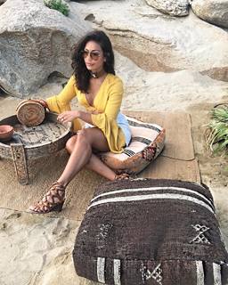 Manuela Arbeláez feet photo thumbnail