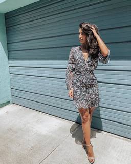 Manuela Arbeláez feet photo thumbnail