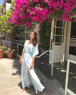 Manuela Arbeláez feet photo thumbnail