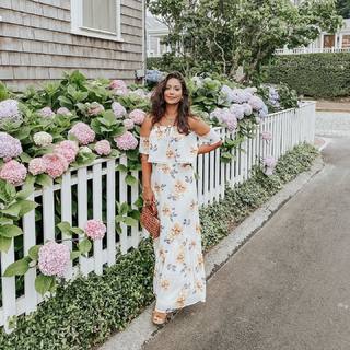 Manuela Arbeláez feet photo thumbnail