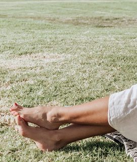 Manuela Arbeláez feet photo thumbnail