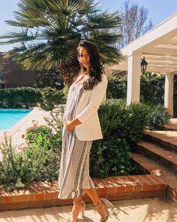 Manuela Arbeláez feet photo thumbnail