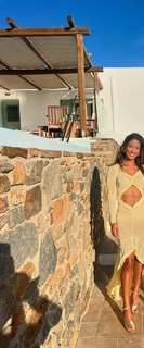 Manuela Arbeláez feet photo thumbnail