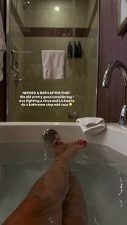 Manuela Arbeláez feet photo 1
