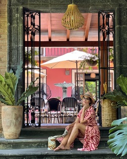 Manuela González feet photo 11
