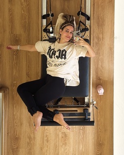 Manuela González feet photo 3