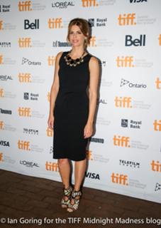 Manuela Velasco feet photo thumbnail