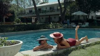 Manuela Velasco feet photo thumbnail