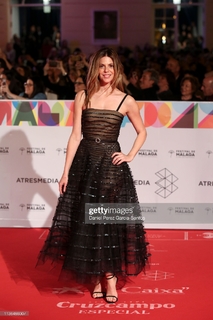 Manuela Velasco feet photo thumbnail