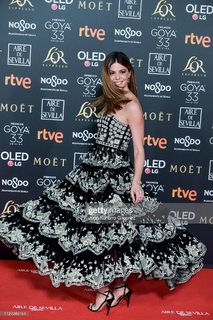 Manuela Velasco feet photo thumbnail