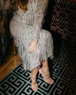 Manuela Velasco feet photo thumbnail