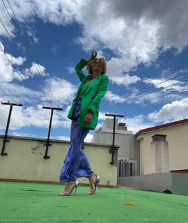 Manuela Velasco feet photo thumbnail