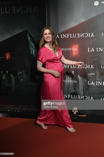 Manuela Vellés feet photo 14
