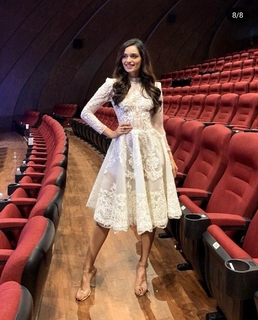 Manushi Chhillar feet photo thumbnail