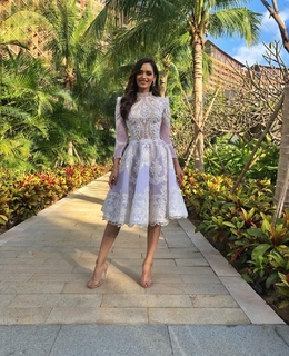 Manushi Chhillar feet photo thumbnail