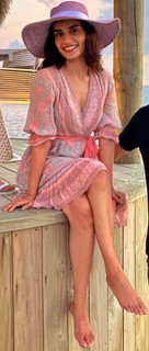 Manushi Chhillar feet photo thumbnail