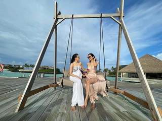 Manushi Chhillar feet photo thumbnail