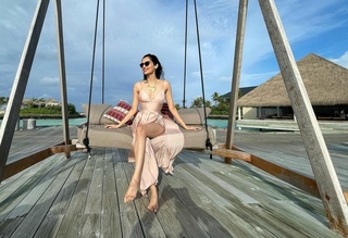 Manushi Chhillar feet photo thumbnail