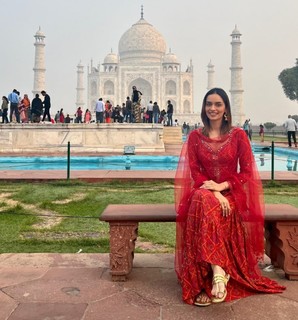 Manushi Chhillar feet photo thumbnail