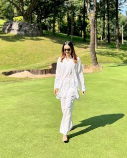 Manushi Chhillar feet photo thumbnail