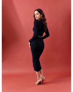 Manushi Chhillar feet photo thumbnail