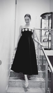 Manushi Chhillar feet photo thumbnail