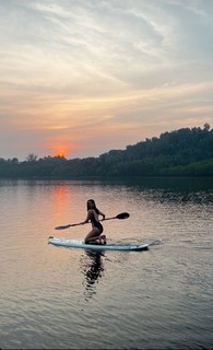 Manushi Chhillar feet photo thumbnail