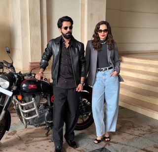 Manushi Chhillar feet photo thumbnail