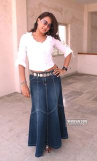 Manya feet photo 19