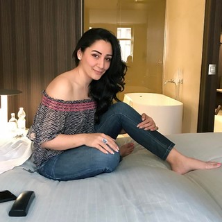 Manyata Dutt feet photo 16