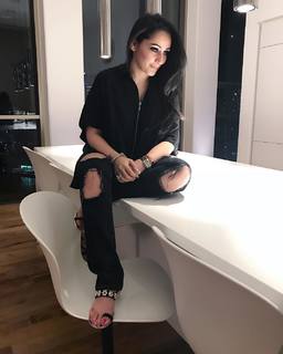 Manyata Dutt feet photo 8