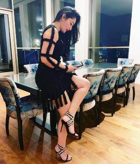 Manyata Dutt feet photo 11