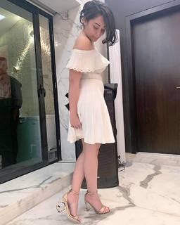 Manyata Dutt feet photo 8