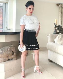 Manyata Dutt feet photo 5