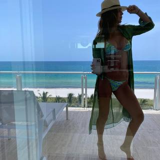 Mar Flores feet photo 20