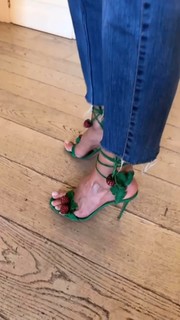 Mar Flores feet photo 9