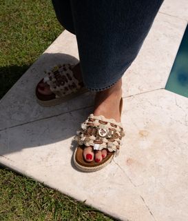 Mar Flores feet photo 8