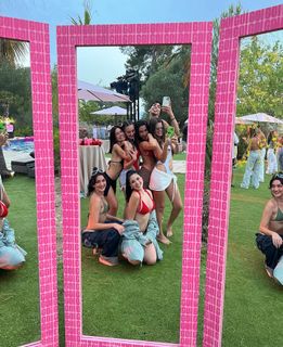 Mar Lucas Vilar feet photo thumbnail