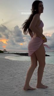 Mar Lucas Vilar feet photo thumbnail