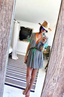 Mar Saura feet photo thumbnail