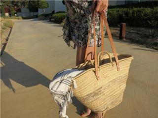 Mar Saura feet photo thumbnail